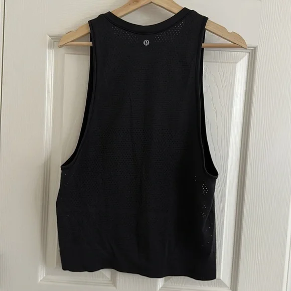 Lululemon Sleeveless Tank - Picture 2 of 5